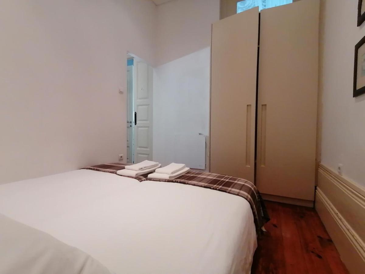 Alvares Cabral Apartamento B Apartment Porto Exterior photo